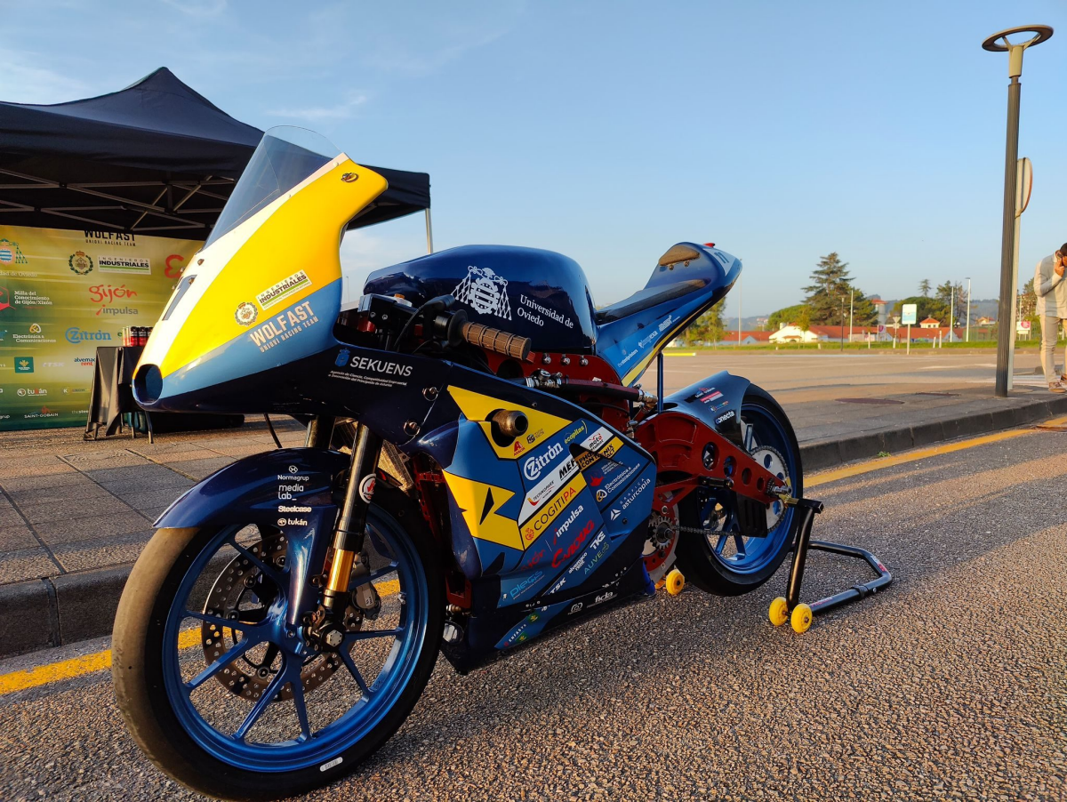 Axalta Refinish patrocina el equipo Wolfast Uniovi en la competición de motos eléctricas MotoStudent VII